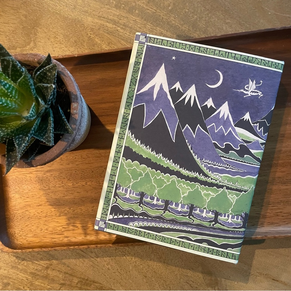 The Hobbit Journal (with Dust Jacket) - Picture 4 of 15